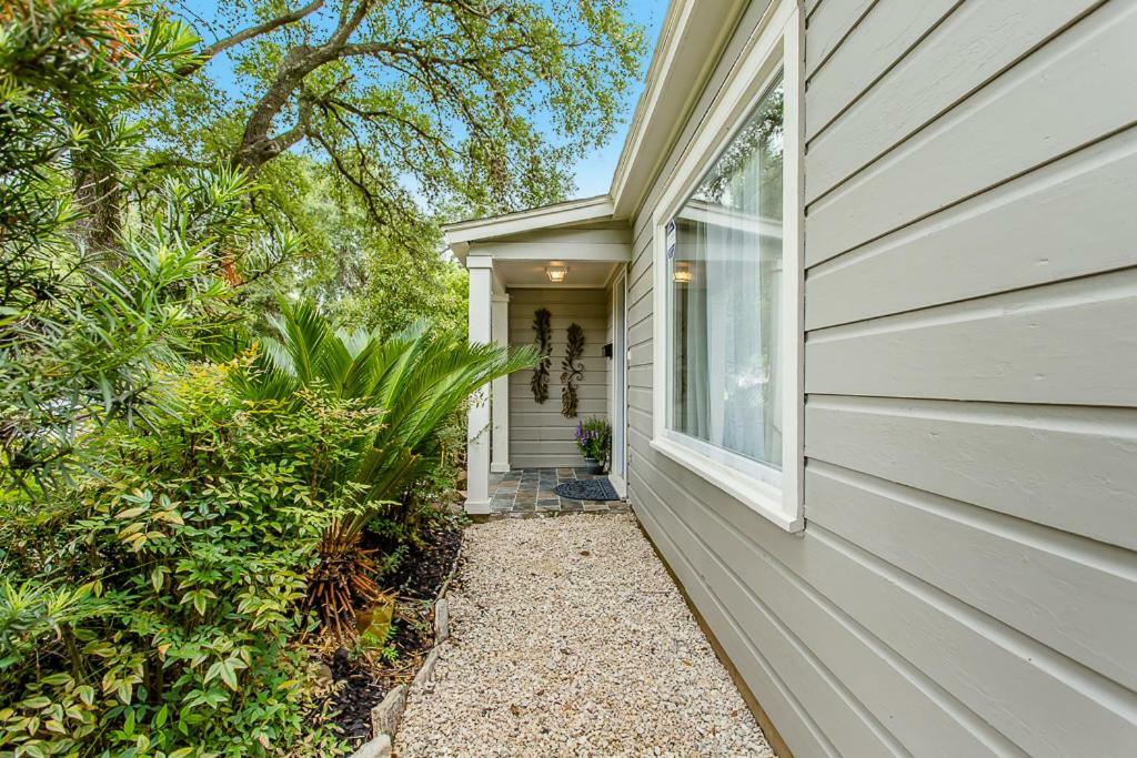 The Blue Door Bungalow - Luxury Home Downtown Houston Exterior photo